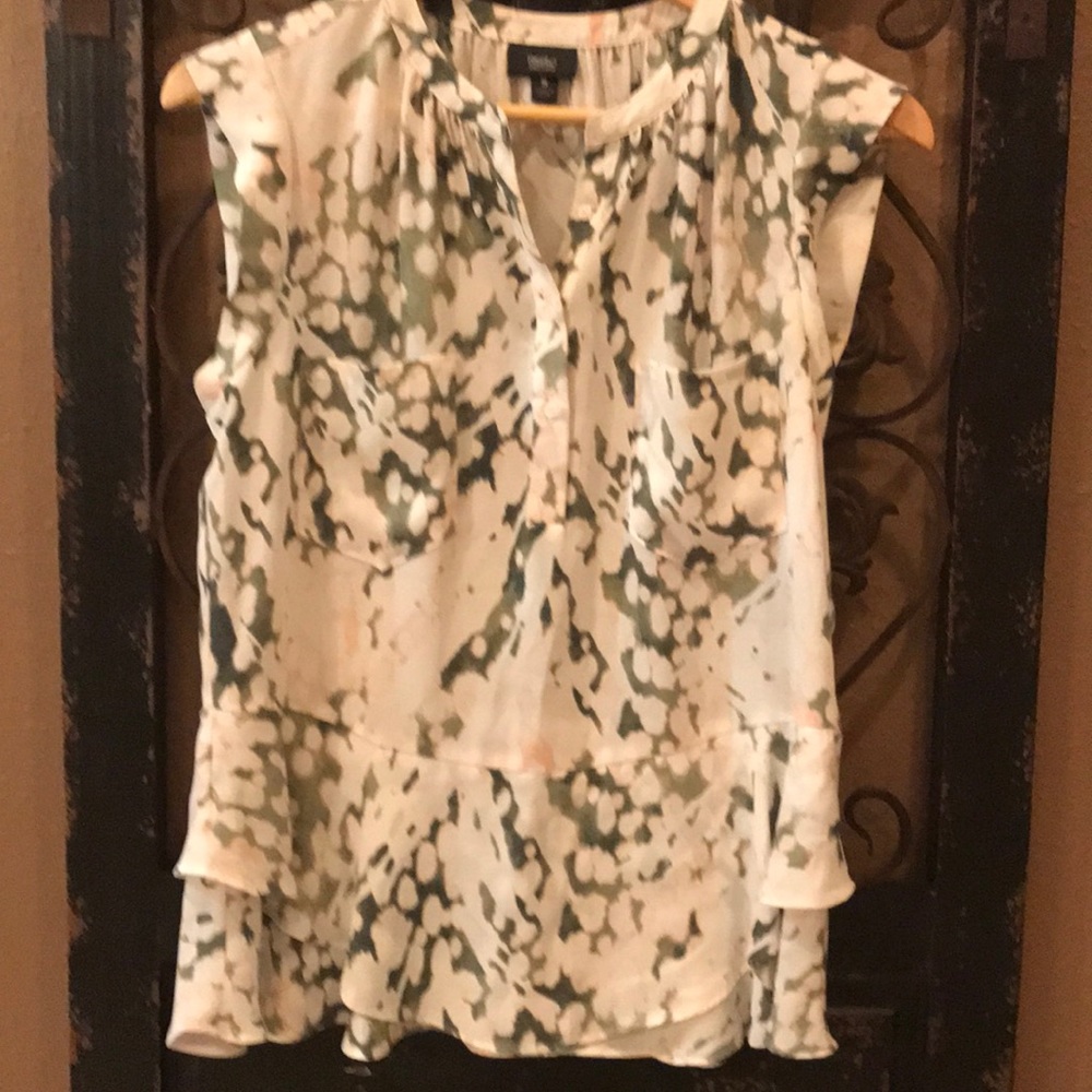 Cute Sleeveless Blouse